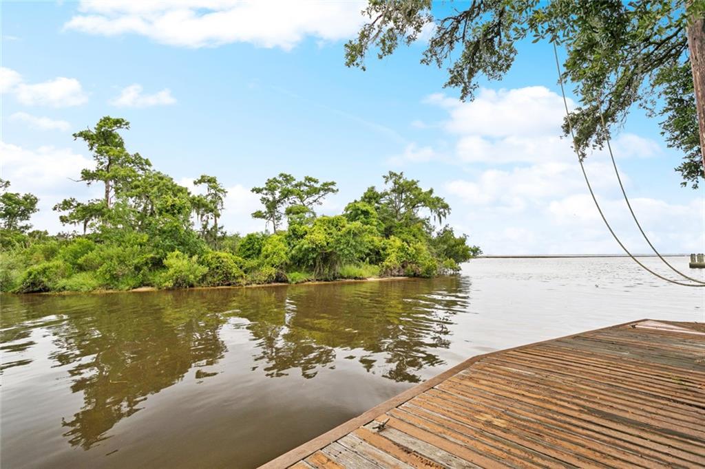 215 Jackson Avenue Mandeville, LA 70448 - Photo 27 of 41