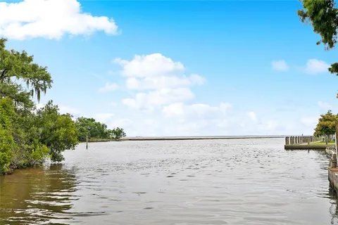 $485,000 | 215 Jackson Avenue, Mandeville, LA 70448