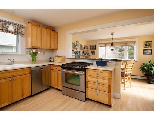 58 Warren Street Needham, MA 02492 - Photo 5 of 9 Gallery Image 5