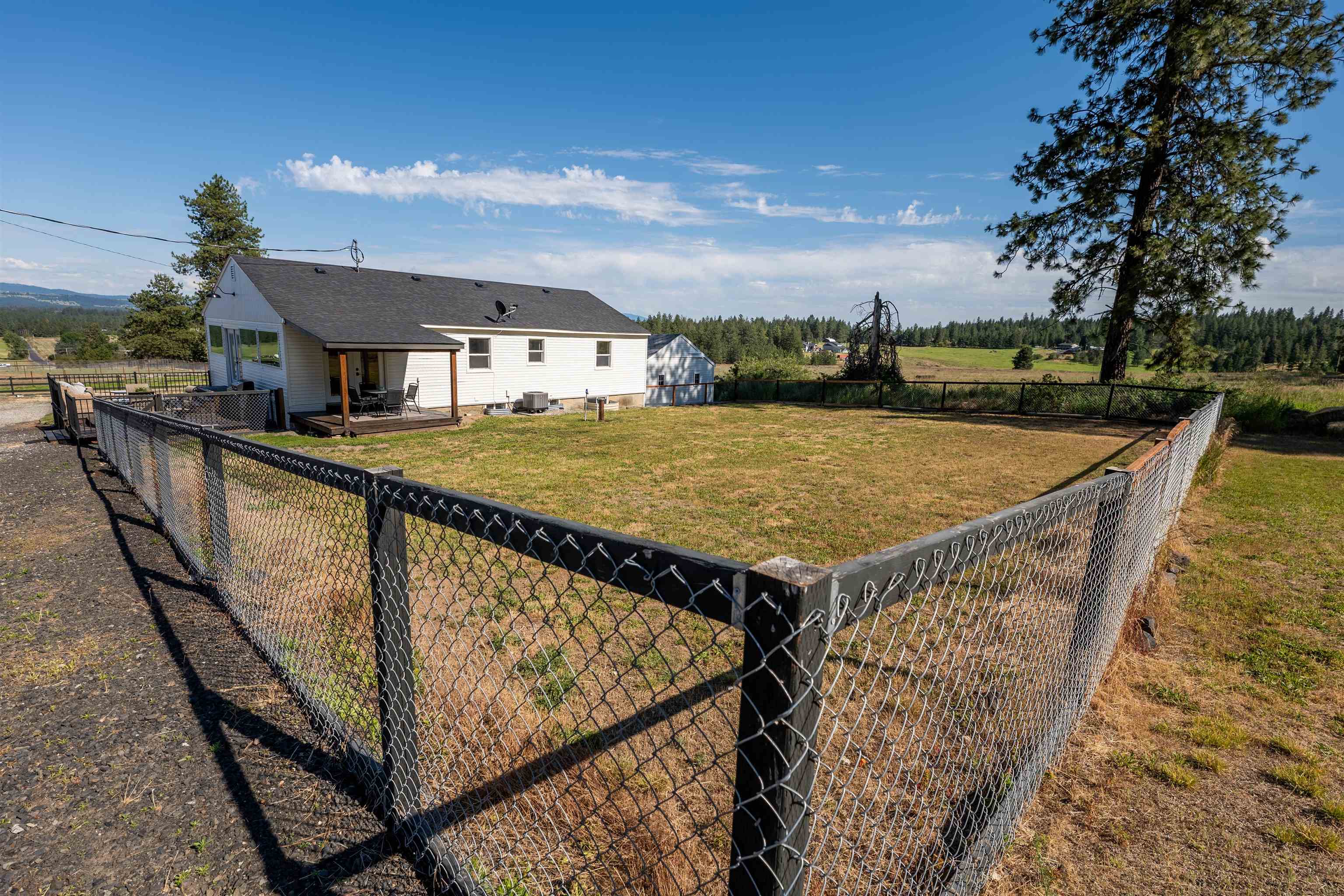 17503 North Austin Road Spokane, WA 99208 - Photo 36 of 42