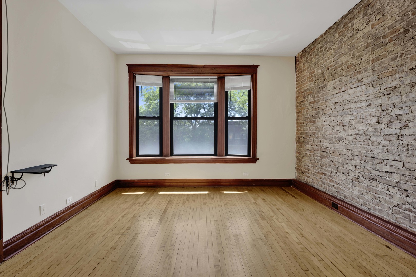1404 West Flournoy Street, Unit 3 Chicago, IL 60607 - Photo 2 of 16