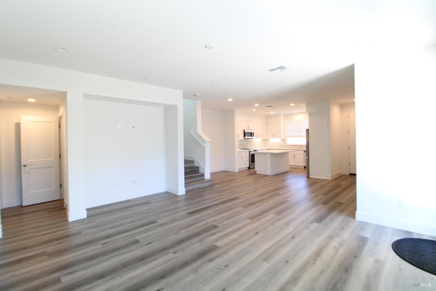 2716 Amora Circle Santa Rosa, CA 95407 - Photo 14 of 46