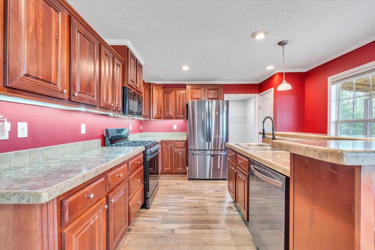 232 White Oak Road Boones Mill, VA 24065 - Photo 13 of 51 13-MIB02247