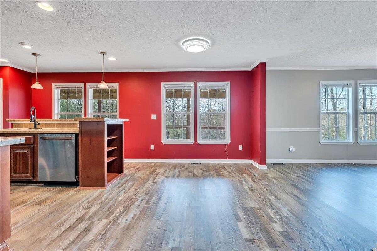 232 White Oak Road Boones Mill, VA 24065 - Photo 8 of 51 08-MIB02226