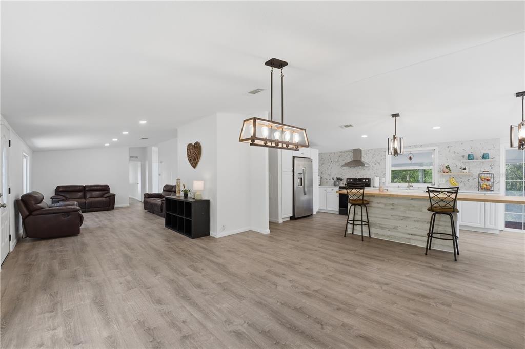 3105 Walk In Water Road Lake Wales, FL 33898 - Photo 11 of 78