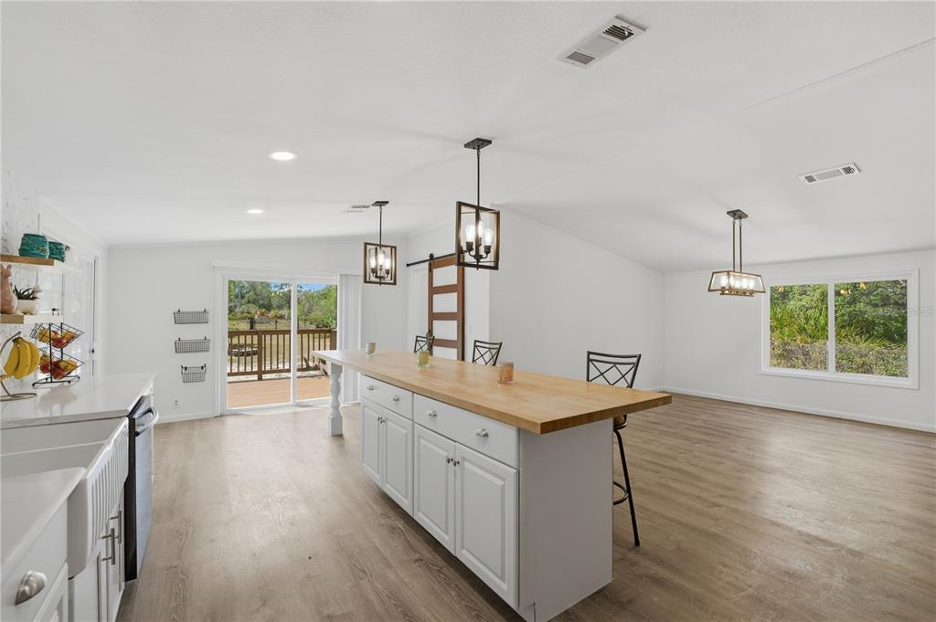 3105 Walk In Water Road Lake Wales, FL 33898 - Photo 8 of 78