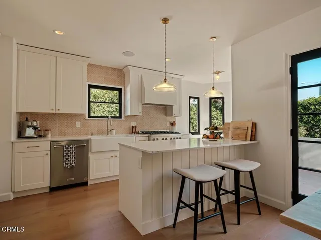 $1,795,000 | 229 South Grand Oaks Avenue, Pasadena, CA 91107