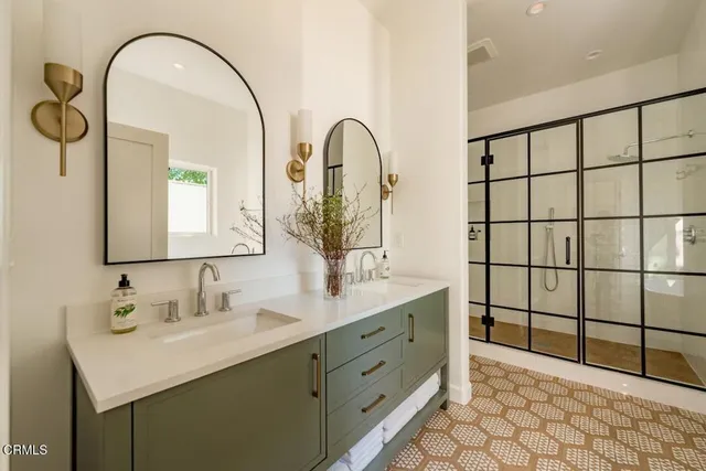 $1,795,000 | 229 South Grand Oaks Avenue, Pasadena, CA 91107