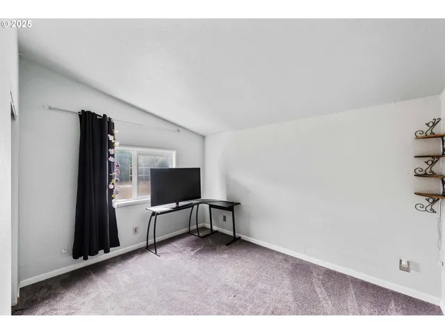 $439,000 | 87527 Rhodowood Drive, Florence, OR 97439