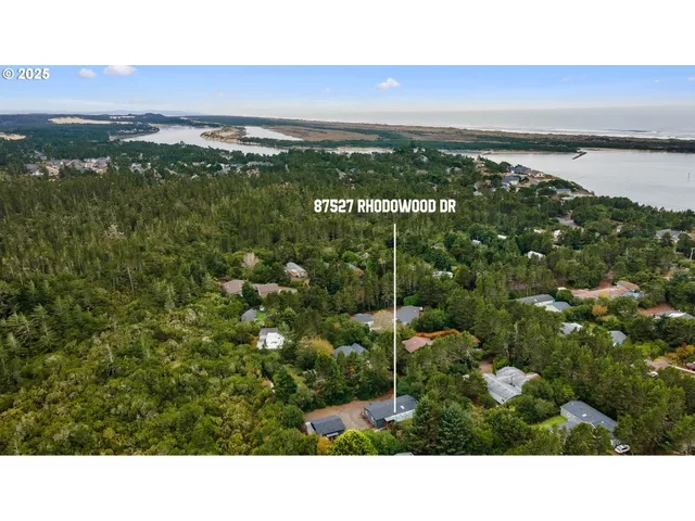 $439,000 | 87527 Rhodowood Drive, Florence, OR 97439