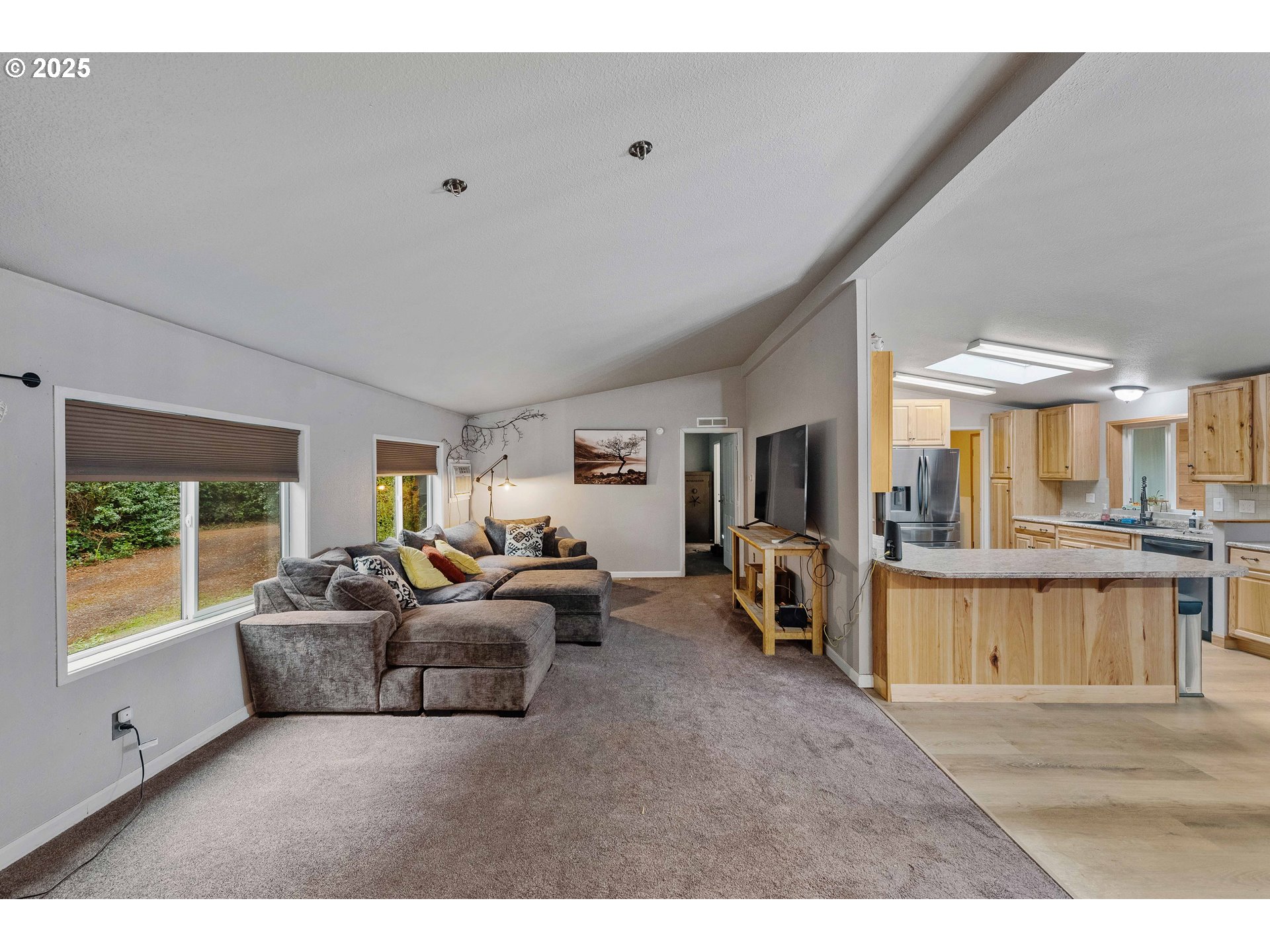 87527 Rhodowood Drive Florence, OR 97439 - Photo 7 of 40