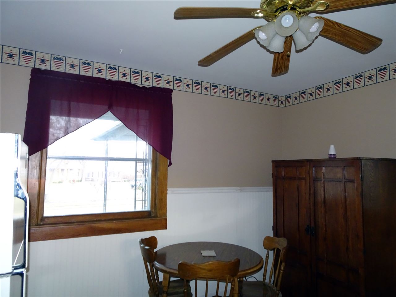 710 High Street Decatur, IN 46733 - Photo 16 of 22