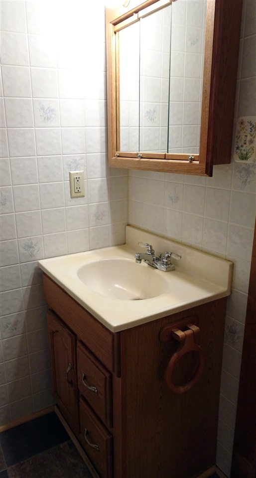 710 High Street Decatur, IN 46733 - Photo 18 of 22