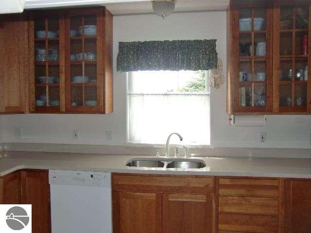 8146 Cedar Run Road Traverse City, MI 49684 - Photo 7 of 33 1786328-6.JPG