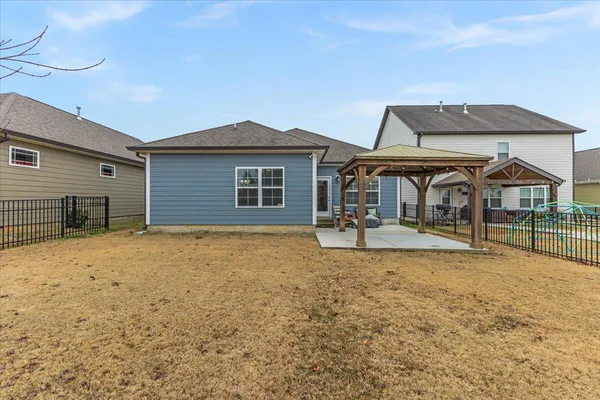 $388,750 | 8535 Red Deer Lane, Ooltewah, TN 37363