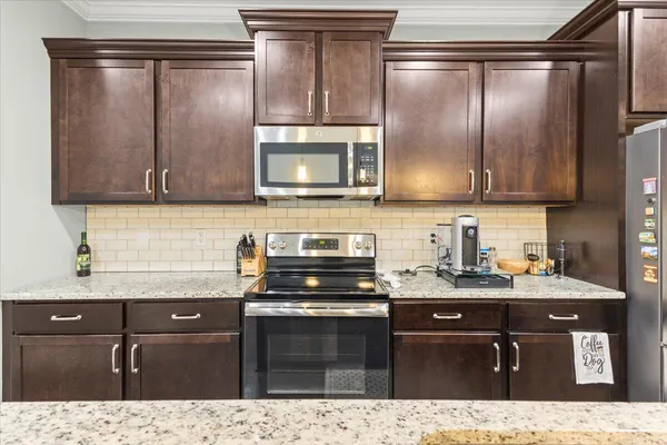 $388,750 | 8535 Red Deer Lane, Ooltewah, TN 37363