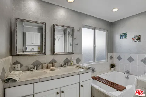 $989,000 | 9610 Odessa Avenue, Northridge, CA 91343