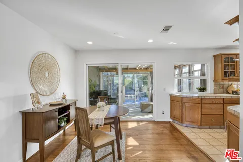 $989,000 | 9610 Odessa Avenue, Northridge, CA 91343