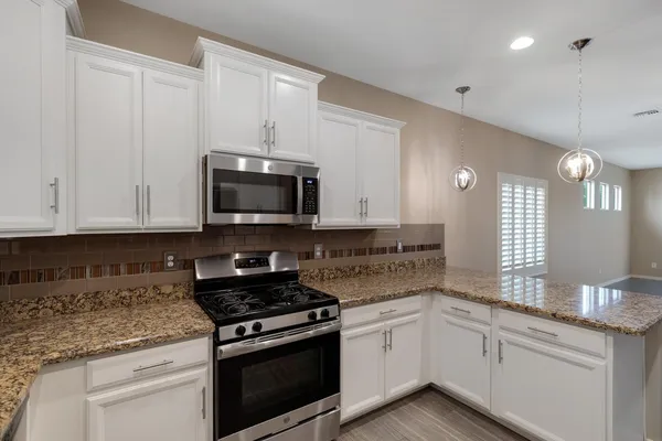 $2,300 | 26239 North 166th Avenue, Surprise, AZ 85387