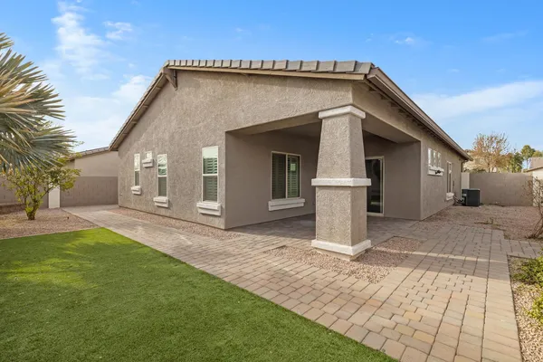 $2,300 | 26239 North 166th Avenue, Surprise, AZ 85387