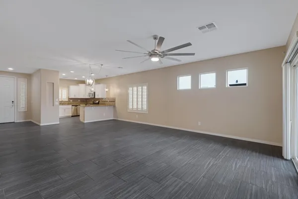 $2,300 | 26239 North 166th Avenue, Surprise, AZ 85387