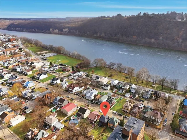 $227,500 | 511 East 2nd Avenue, Tarentum, PA 15084