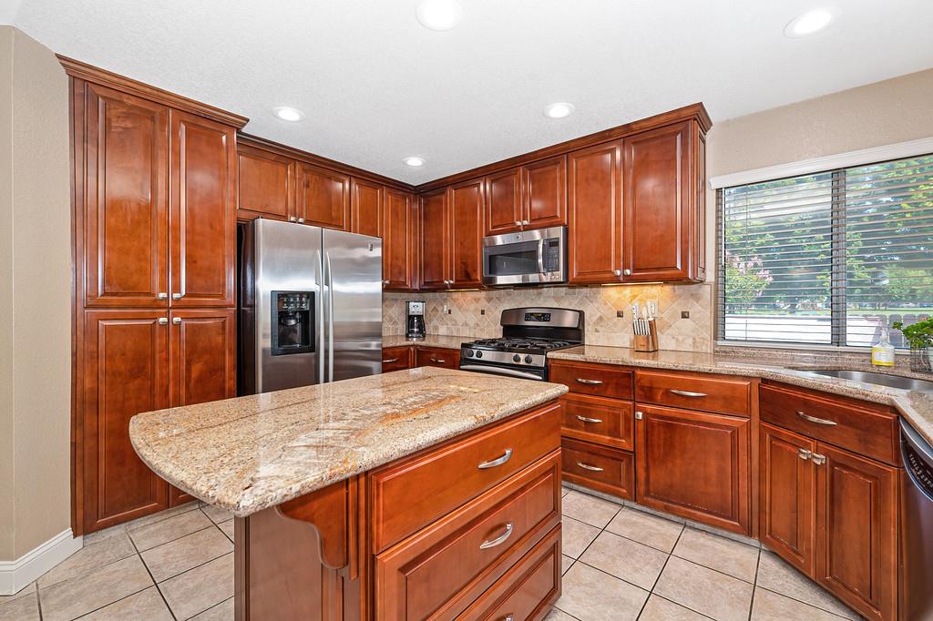 5701 Balfor Road Rocklin, CA 95765 - Photo 18 of 70