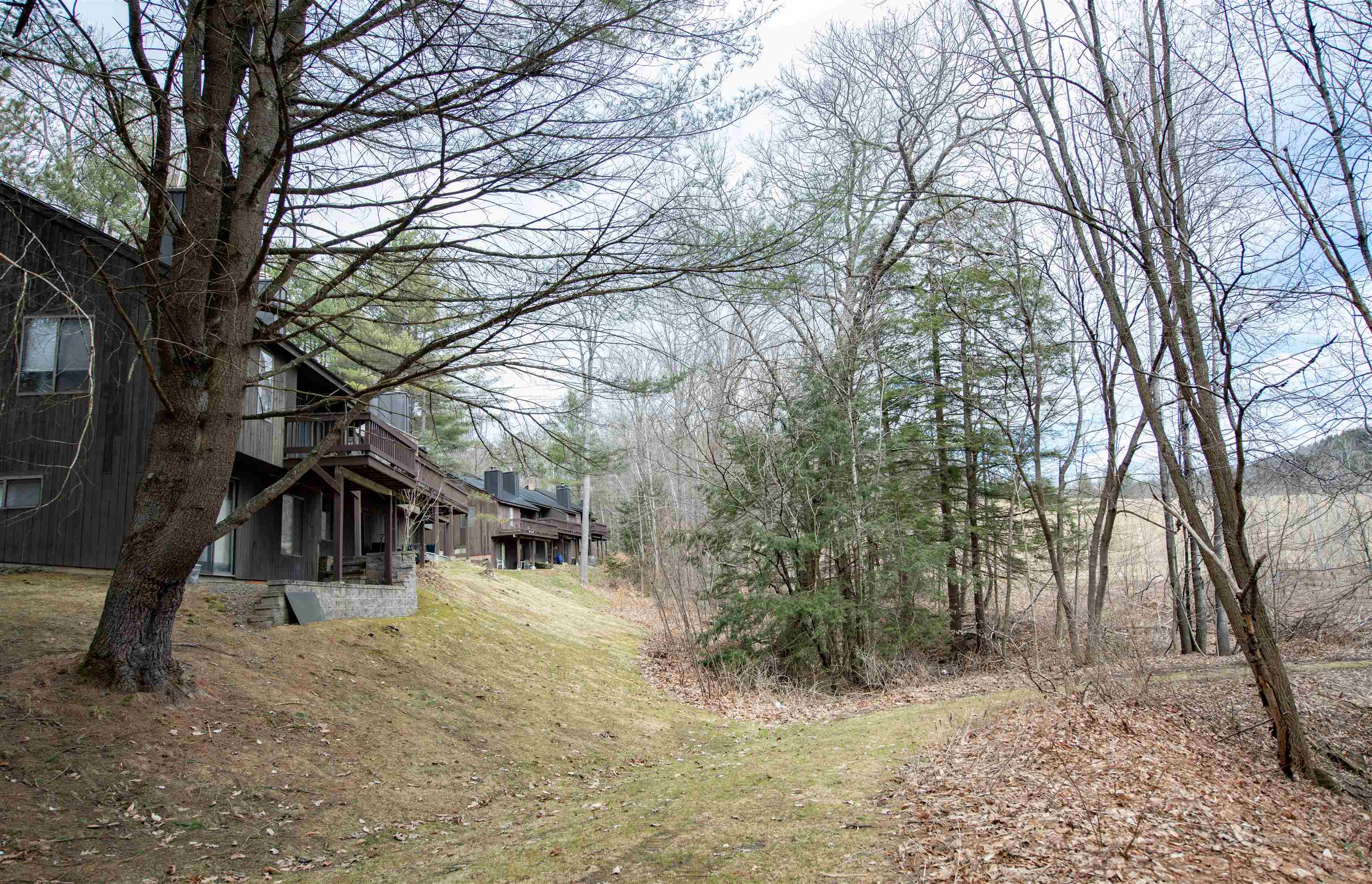401 Old Quechee Road, Unit 9B Hartford, VT 05059 - Photo 21 of 22 Gallery Image 21