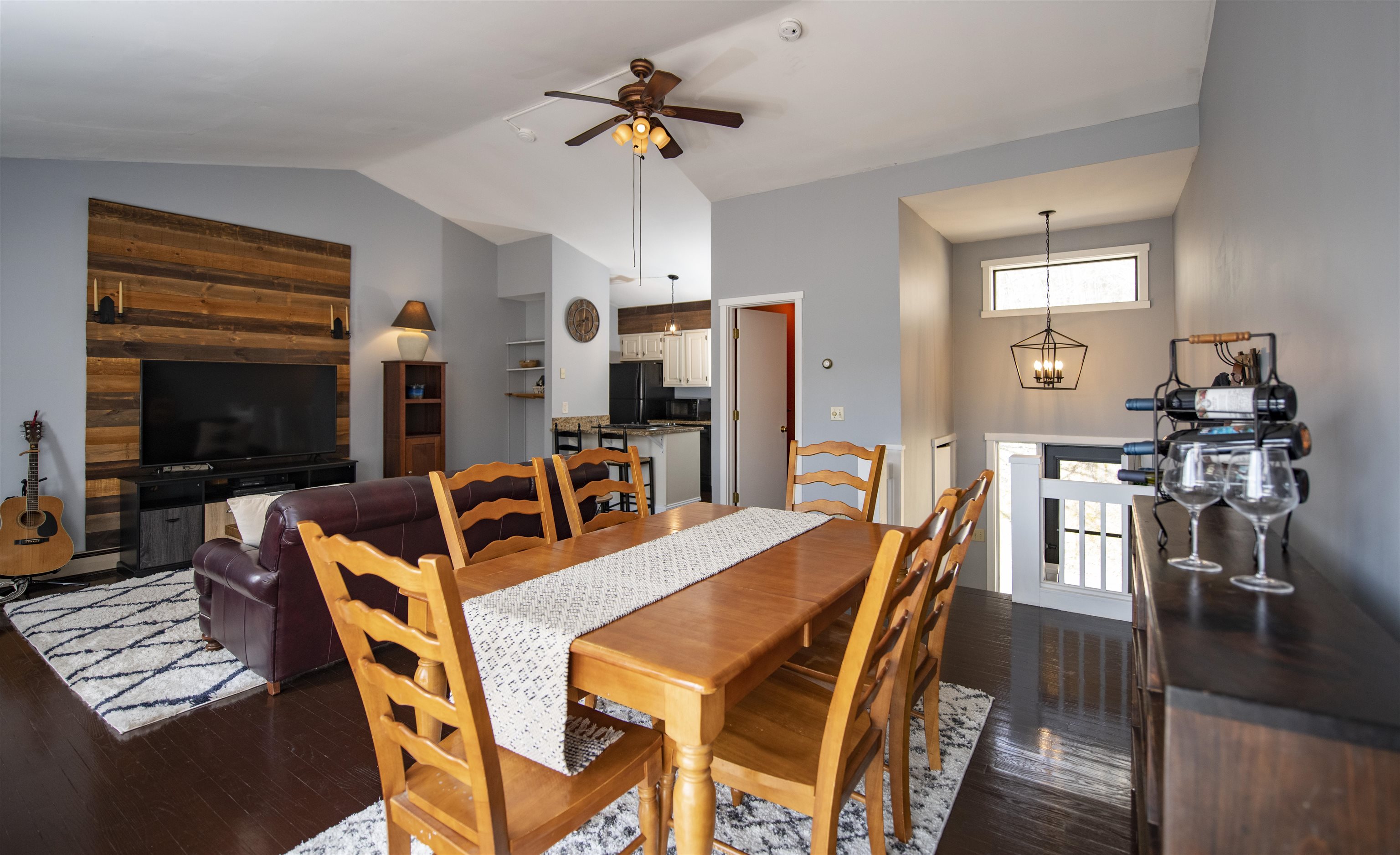 401 Old Quechee Road, Unit 9B Hartford, VT 05059 - Photo 3 of 22 Gallery Image 3