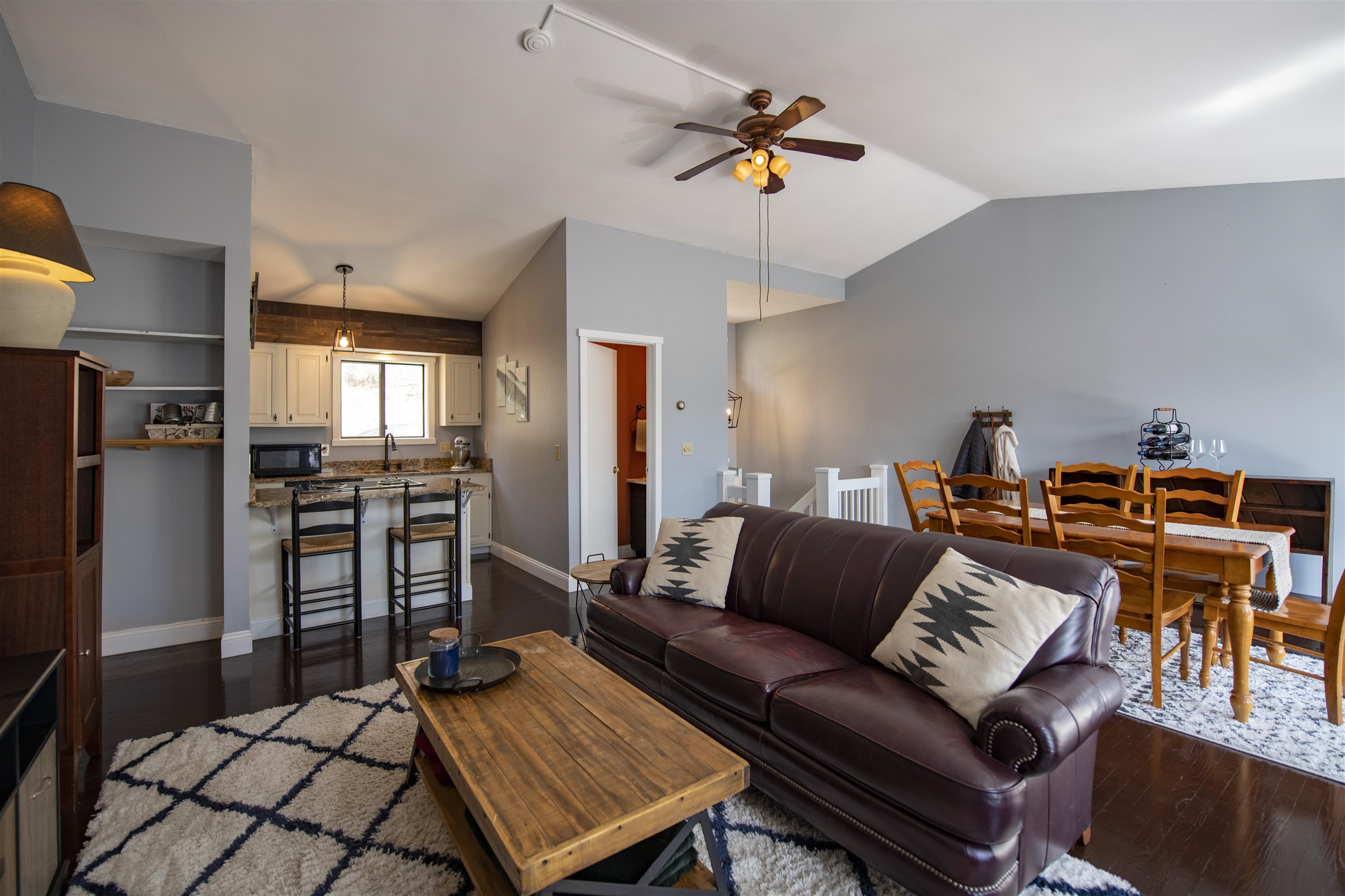 401 Old Quechee Road, Unit 9B Hartford, VT 05059 - Photo 6 of 22 Gallery Image 6