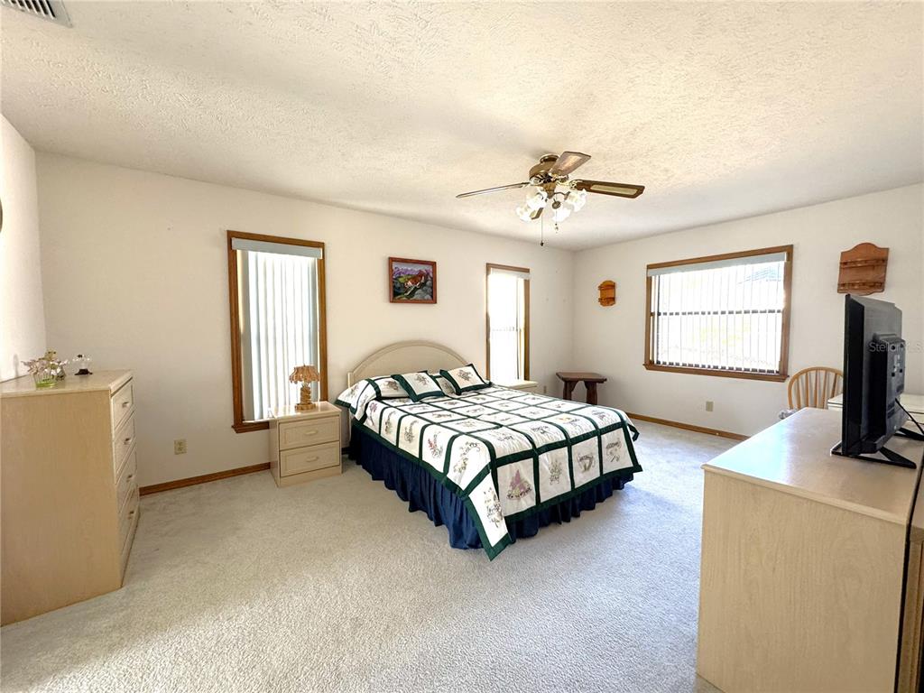 824 Old Floral City Road Inverness, FL 34450 - Photo 8 of 19