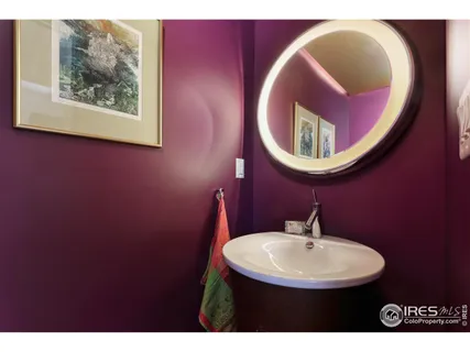 a view of entryway and hall