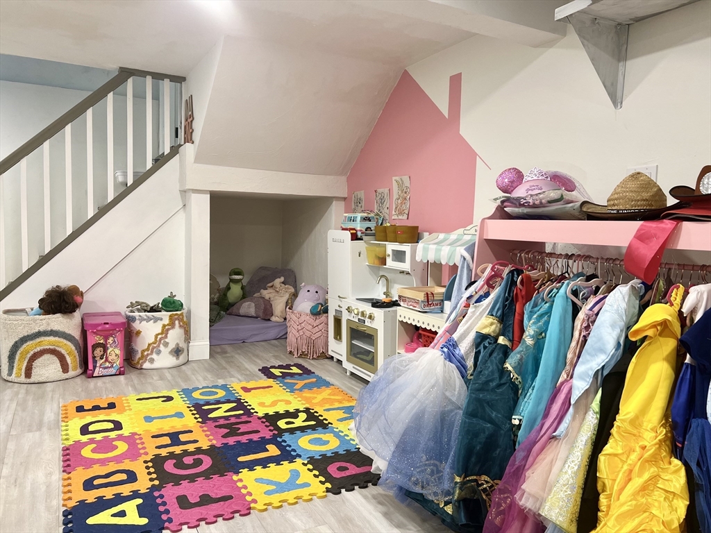 182 Read Street Fall River, MA 02720 - Photo 28 of 35 Gallery Image 28