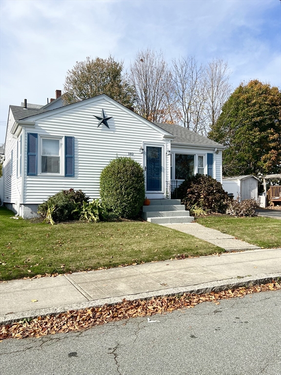 182 Read Street Fall River, MA 02720 - Photo 3 of 35 Gallery Image 3