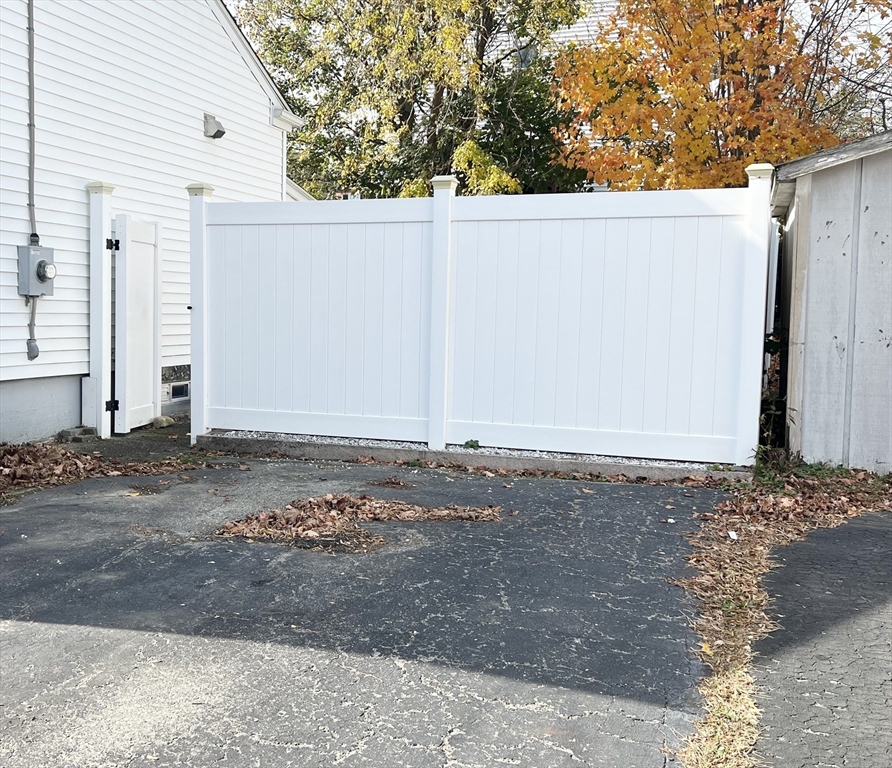 182 Read Street Fall River, MA 02720 - Photo 5 of 35 Gallery Image 5