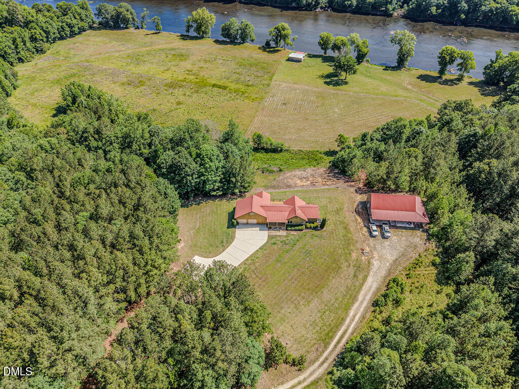 3110 Buckhorn Road Sanford, NC 27330 - Photo 5 of 56