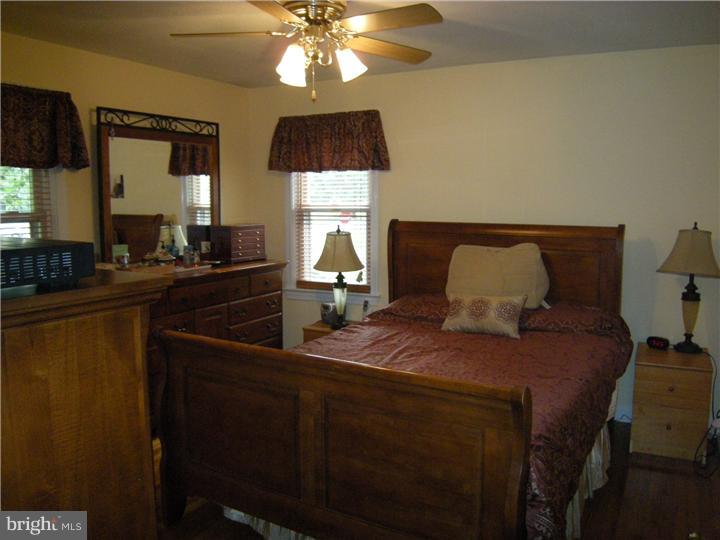 102 Sutphin Road Yardley, PA 19067 - Photo 8 of 15 Gallery Image 8