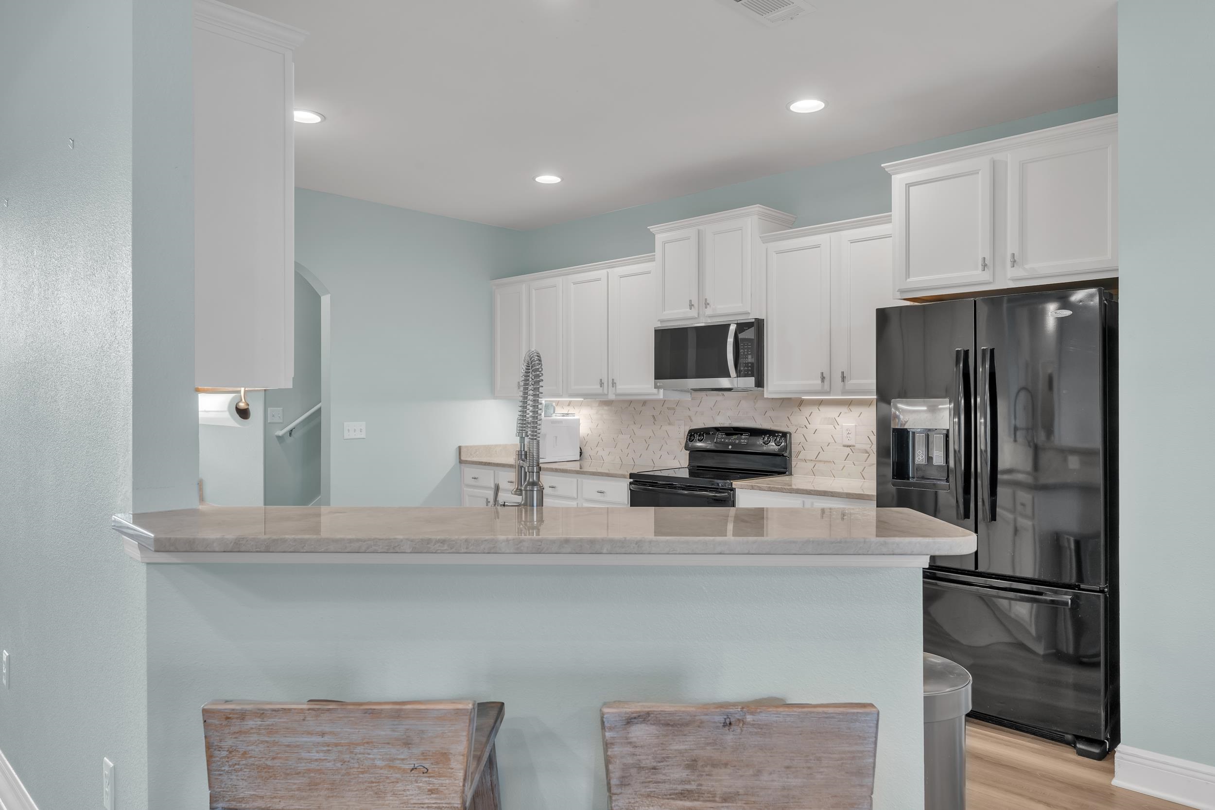 7109 Rocky Rd Loop Gulf Shores, AL 36542 - Photo 14 of 30 Kitchen