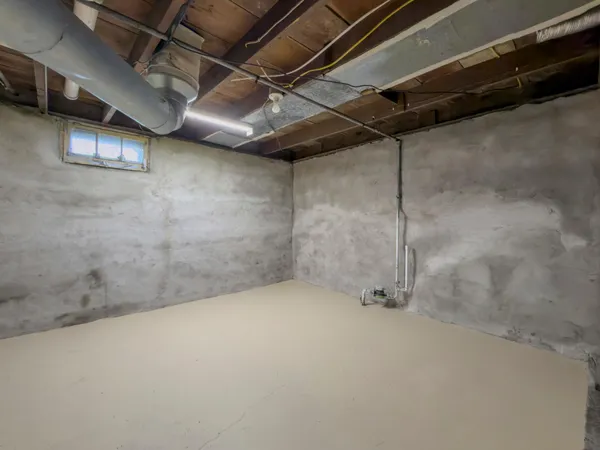 $169,900 | 1319 George L Street, Faribault, MN 55021