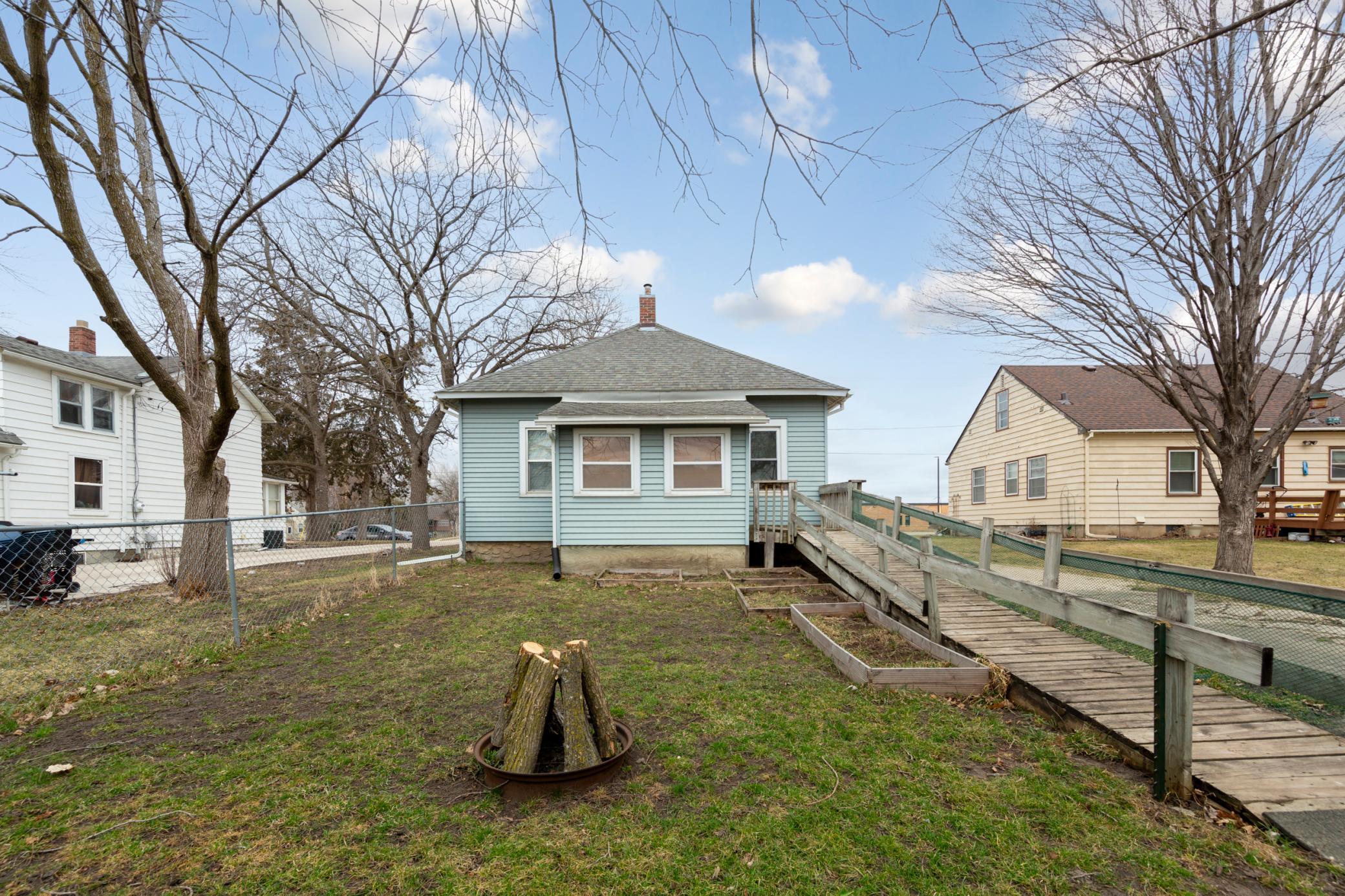 1319 George L Street Faribault, MN 55021 - Photo 6 of 30