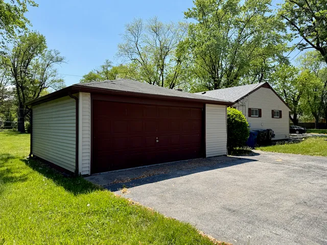$174,000 | 15503 Park Lane, South Holland, IL 60473