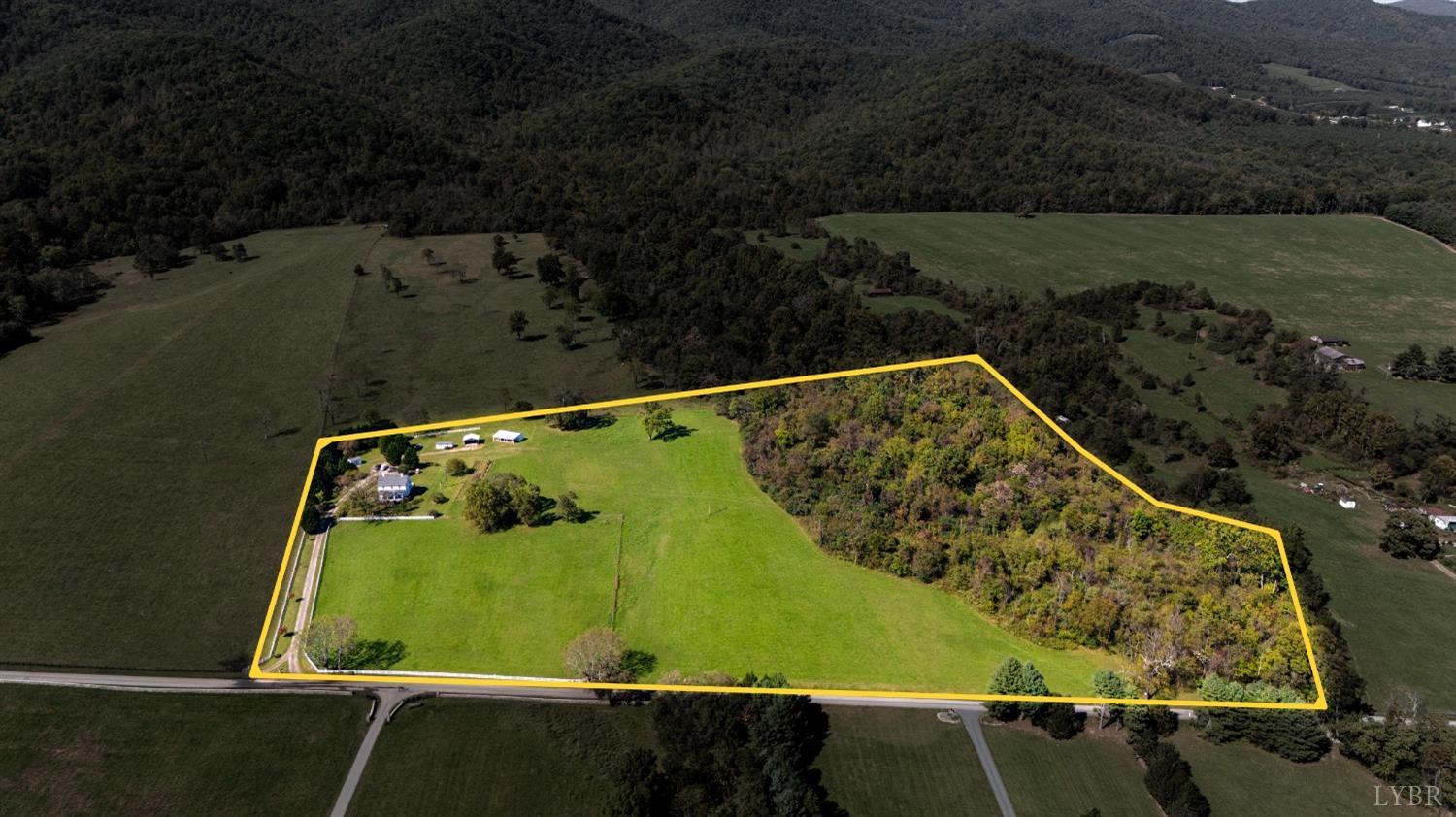 1876 Dickie Road Roseland, VA 22967 - Photo 56 of 75 an aerial view of a tennis court