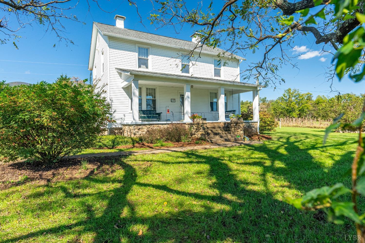 1876 Dickie Road Roseland, VA 22967 - Photo 69 of 75 a front view of house with yard and green space