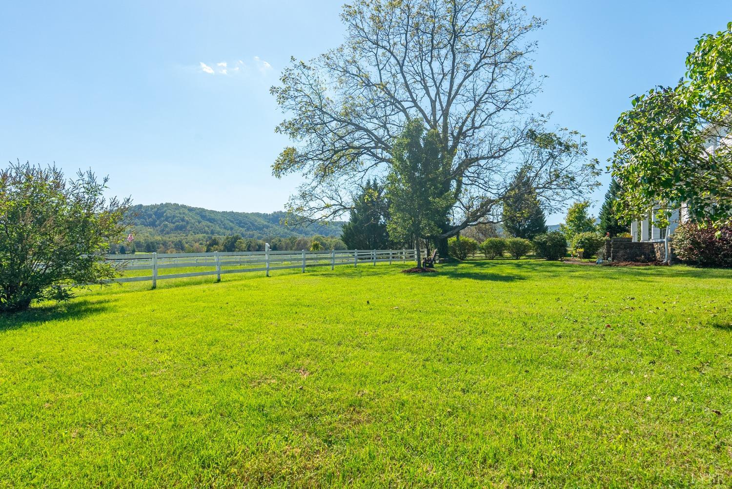 1876 Dickie Road Roseland, VA 22967 - Photo 70 of 75 a view of outdoor space with swimming pool and green space