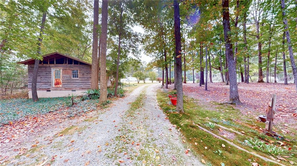 6534 Frazier Marsh Road Archdale, NC 27263 - Photo 3 of 34