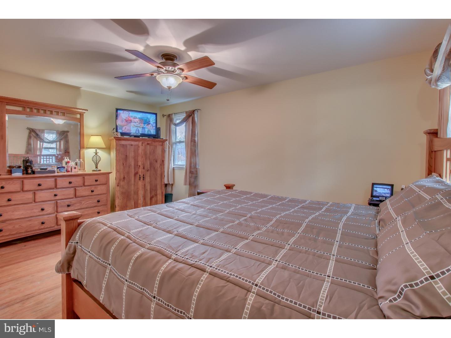 51 Boncouer Road Cheltenham, PA 19012 - Photo 14 of 22 Gallery Image 14