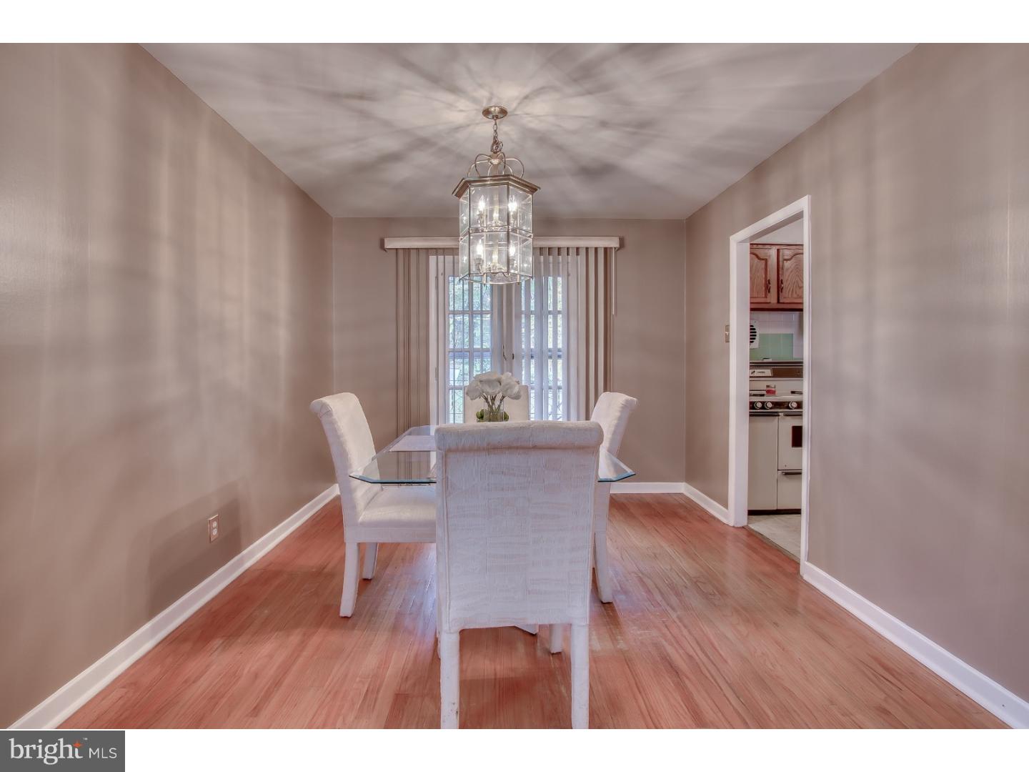 51 Boncouer Road Cheltenham, PA 19012 - Photo 8 of 22 Gallery Image 8
