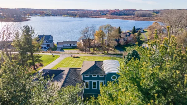 $760,000 | 11864 5 Mile Road Northeast, Lowell, MI 49331