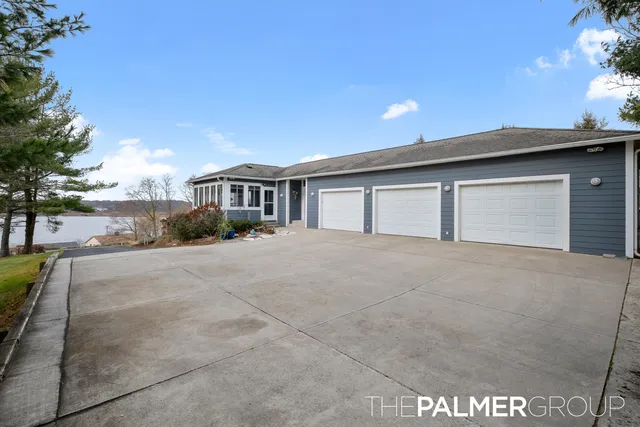 $795,000 | 11864 5 Mile Road Northeast, Lowell, MI 49331