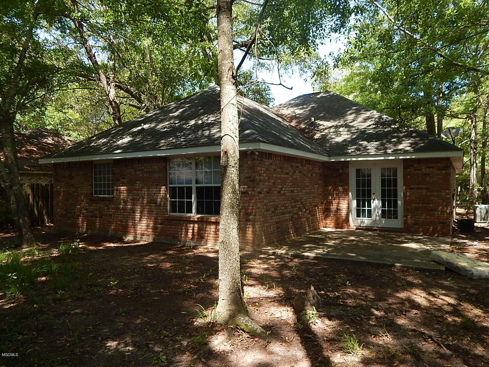 3105 Snapper Road Gautier, MS 39553 - Photo 3 of 21 DSCN6296